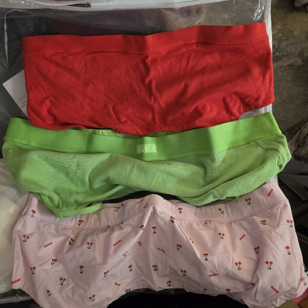SKIMS BRALETTES